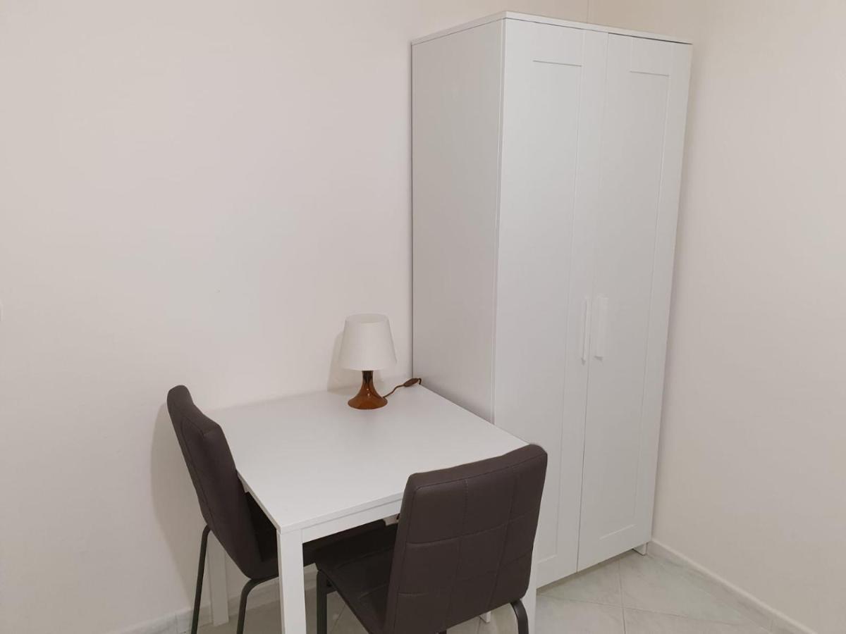 Visconti House Appartement Bari Buitenkant foto