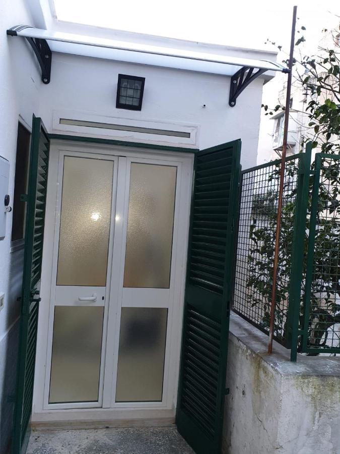 Visconti House Appartement Bari Buitenkant foto