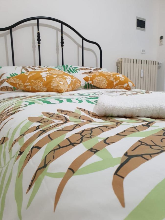 Visconti House Appartement Bari Buitenkant foto